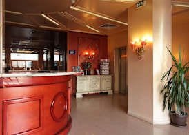 Central Plaza Hotel 5