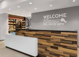 Hampton Inn By Hilton Cornwall 3