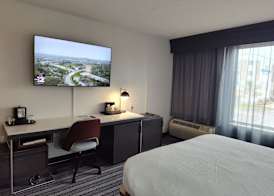 Courtyard Flint by Marriott 5