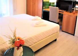 HOTEL DOZZA 3