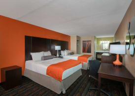 Howard Johnson by Wyndham Pigeon Forge 4