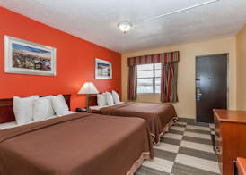 Travelodge by Wyndham Jersey City 4