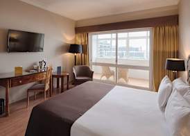 Golden Tulip Porto Gaia 5