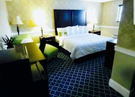 Rodeway Inn Logan International Airport 2