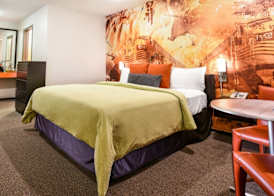 The Tangerine - a Burbank Hotel 4