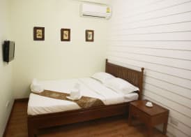 Les Fleurs Bangkok Hostel 3