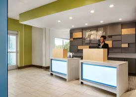 Holiday Inn Express & Suites SALISBURY by IHG 3
