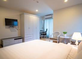 The Kinn Bangkok 3