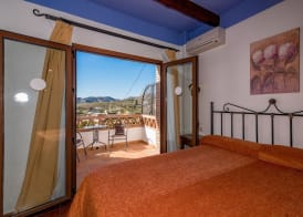 Hotel Rural Almazara 3