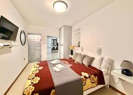 Adriatic Urban Apartments 3