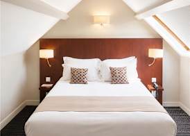 Kyriad Saint-Malo Dinard 4