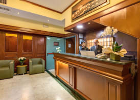 Flower Garden Hotel 3