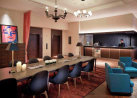 Courtyard by Marriott Tokyo Station 4