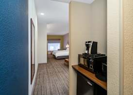 Holiday Inn Express & Suites TALLADEGA by IHG 5
