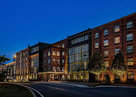 The LOOM Hotel, Tapestry Collection by Hilton 5