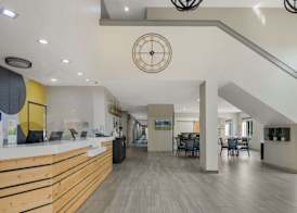 Quality Inn & Suites Roanoke - Fort Worth North 4