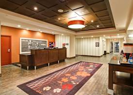 Hampton Inn & Suites Red Deer 3