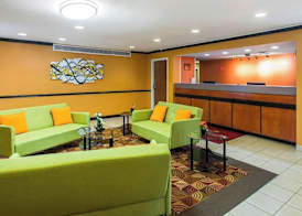 Studios & Suites 4 Less Charlotte 2