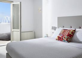 Aperanto Suites 4