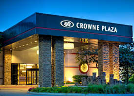 Crowne Plaza SUFFERN-MAHWAH by IHG 2