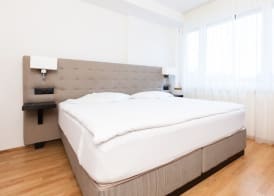 Swiss Star Longstreet 4