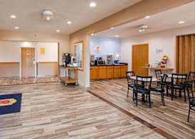 Super 8 by Wyndham Neillsville WI 3
