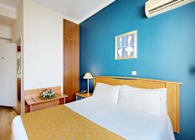 Lucy Hotel 4