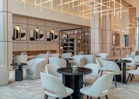 Yas Plaza Marina by IHG 4