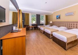 Lâ€TMETOILE BEACH HOTEL - All inclusive 5