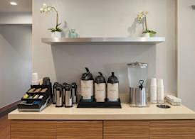 TownePlace Suites by Marriott Ontario Airport 5