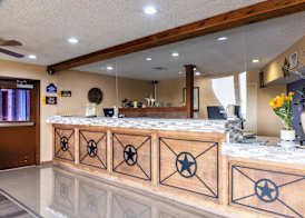 Boerne Inn and Suites 2