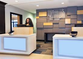 Holiday Inn Express & Suites WARMINSTER - HORSHAM by IHG 2