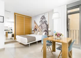 Suites del Pintor by Hoteles con Cultura 4