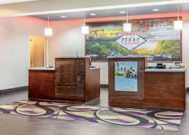 La Quinta by Wyndham Luling 3