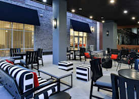 Hampton Inn & Suites Greensboro Downtown, Nc 2