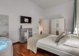 ATRHOME Frattina Luxury 3