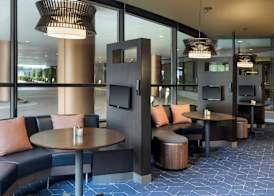 Courtyard by Marriott Redwood City 3