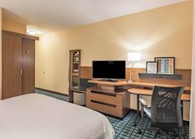 Fairfield Inn & Suites by Marriott Terrell 4