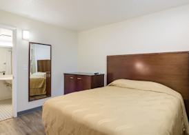 Rodeway Inn Greeley 5