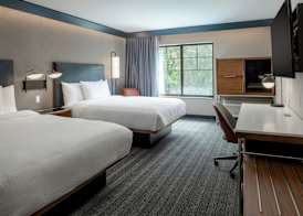 Courtyard by Marriott Olympia 5