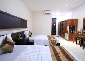 Bakung Beach Resort 5