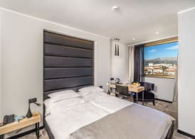 The View Luxury Rooms 4