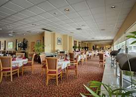 Sandcastle Resort At Lido Beach 4