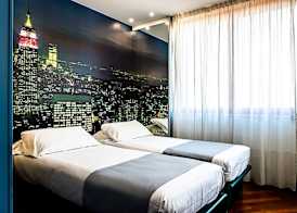Business Hotel 4