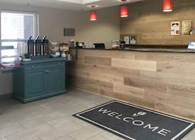 Country Inn & Suites by Radisson, Boone, NC 3
