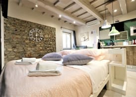 Wine Apartments Florence Grechetto 3