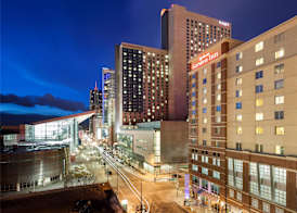 Hilton Garden Inn Denver Downtown 2
