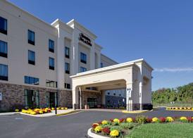 Hampton Inn & Suites Philadelphia/Bensalem 3