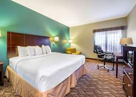 La Quinta by Wyndham Longview North 5