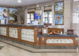 Hotel Plaza Del Castillo 3